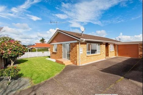 Photo of property in 2/171 Pigeon Mountain Road, Half Moon Bay, Auckland, 2012