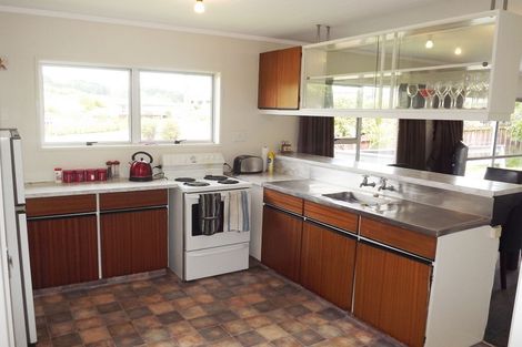 Photo of property in 19 Simon Road, Raglan, 3225