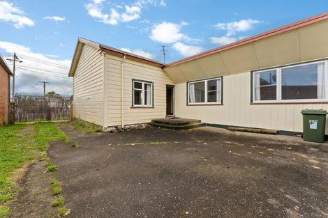Photo of property in 93 Wilson Street, Hawera, 4610