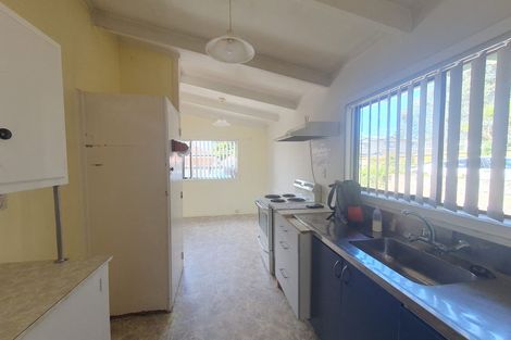 Photo of property in 4104 Great North Road, Glen Eden, Auckland, 0602