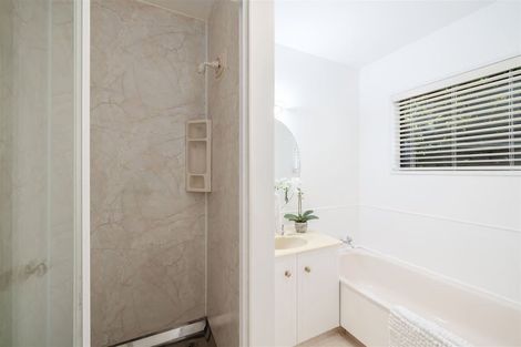 Photo of property in 1/15 Inglewood Place, Avonhead, Christchurch, 8042