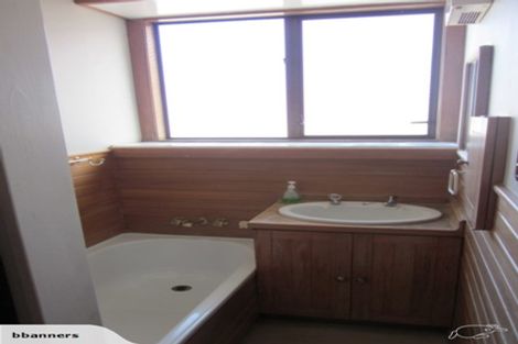 Photo of property in 117 Washington Avenue, Brooklyn, Wellington, 6021