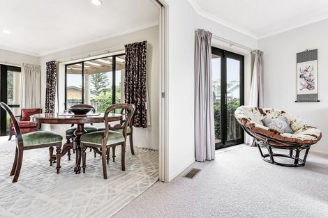 Photo of property in 4 Akona Lane, Hamilton East, Hamilton, 3216