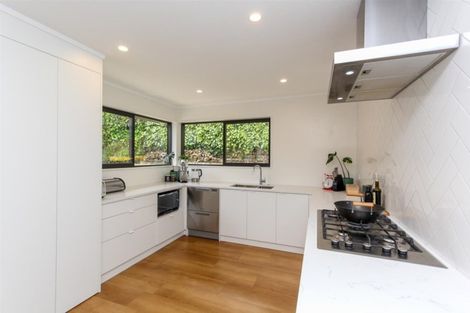 Photo of property in 9 Rossiter Crescent, Lynmouth, New Plymouth, 4310