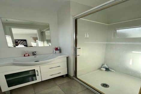 Photo of property in 225 Helston Road, Paparangi, Wellington, 6037