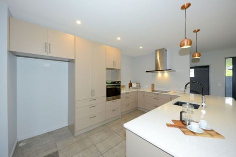 Photo of property in 47a Richards Avenue, Papanui, Christchurch, 8053