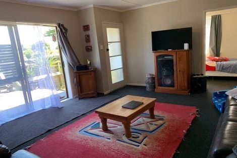 Photo of property in 8 Whatawhata Avenue, Ngaruawahia, 3720
