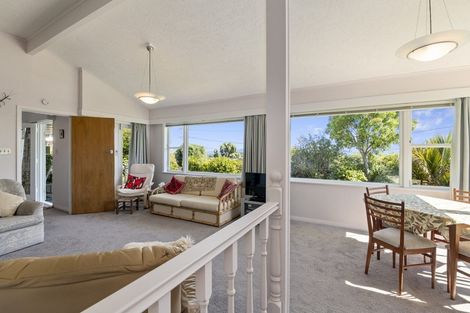 Photo of property in 1 Huia Street, Waikanae, 5036