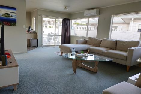 Photo of property in 2/7 Mably Court, Stanmore Bay, Whangaparaoa, 0932