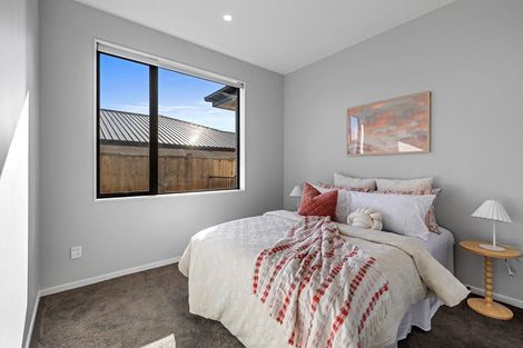 Photo of property in 7 Paihere Street, Huapai, Kumeu, 0810