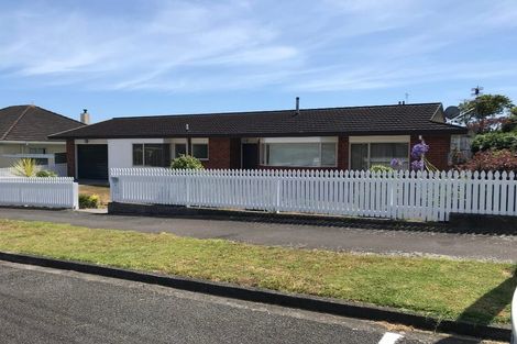 Photo of property in 5 Wilton Street, Westown, New Plymouth, 4310
