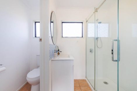 Photo of property in 18a Montrose Place, Takaro, Palmerston North, 4412