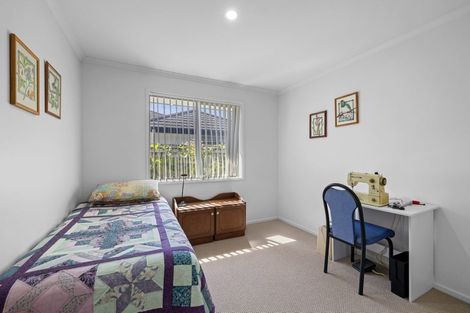 Photo of property in 4 Sawyers Way, New Plymouth, 4310