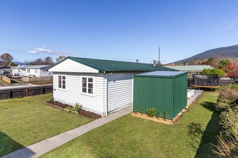 Photo of property in 28 Raukura Street, Turangi, 3334