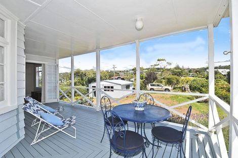 Photo of property in 1 Penguin Street, Leigh, 0985