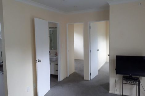 Photo of property in 144 Waimumu Road, Massey, Auckland, 0614