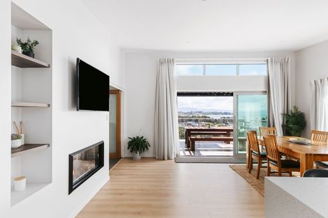 Photo of property in 60c Margaret Drive, Omokoroa, 3114