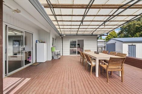 Photo of property in 12 Conifer Place, Te Puke, 3119