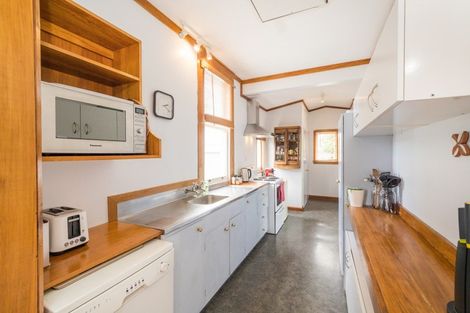 Photo of property in 39 Manson Street, Terrace End, Palmerston North, 4410