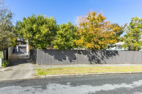 Photo of property in 11 Beryl Grove, Birchville, Upper Hutt, 5018