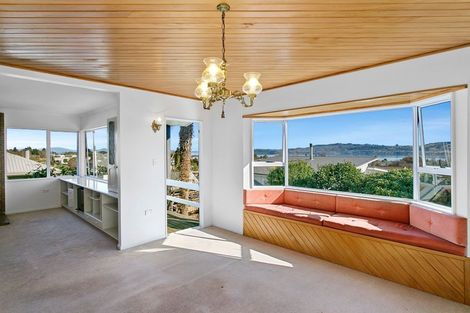 Photo of property in 23 Hammersmith Street, Richmond Heights, Taupo, 3330