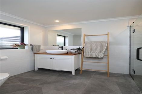 Photo of property in 163 Kimihia Road, Huntly, 3771