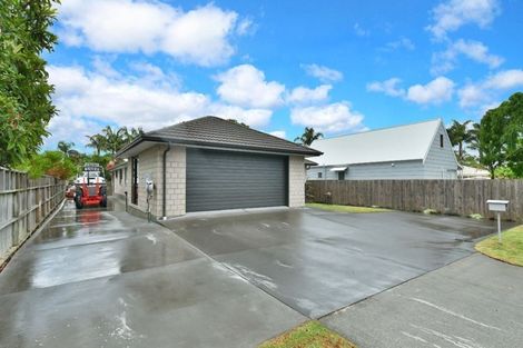 Photo of property in 27 The Circle, Manly, Whangaparaoa, 0930