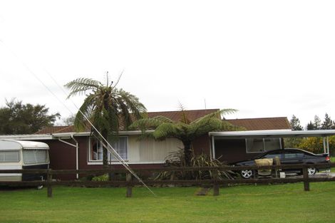 Photo of property in 1 Boundary Road, Takaka, 7110