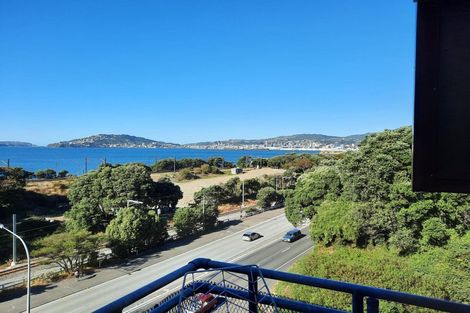 Photo of property in 16/2 Onslow Road, Khandallah, Wellington, 6035