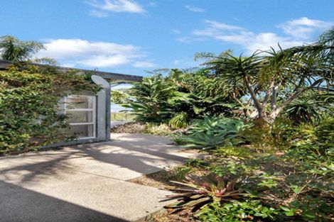 Photo of property in 269 Kaipara Road, Papakura, 2582