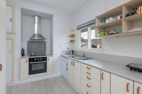 Photo of property in 114 Waimea Road, Nelson South, Nelson, 7010