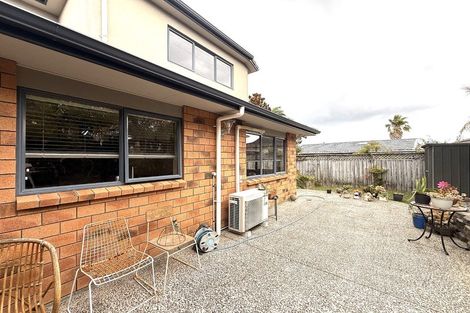 Photo of property in 28b Bucklands Beach Road, Bucklands Beach, Auckland, 2012