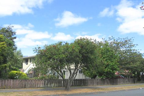 Photo of property in 6 Larchmont Grove, Totara Park, Upper Hutt, 5018