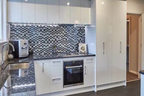 Photo of property in 28 Collingwood Street, Hokowhitu, Palmerston North, 4410