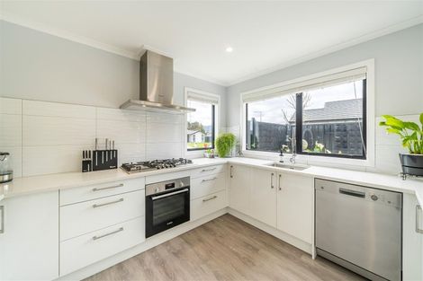 Photo of property in 12 Fenwick Crescent, Wallaceville, Upper Hutt, 5018