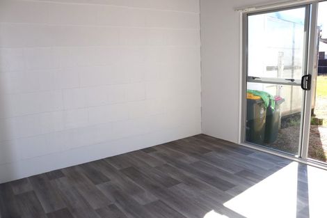 Photo of property in 9 Gibbs Road, Manurewa, Auckland, 2102