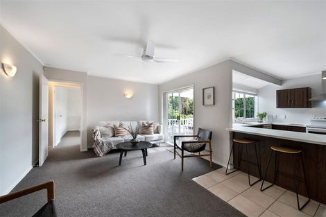 Photo of property in 19 Palomino Drive, Henderson, Auckland, 0612