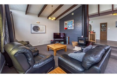 Photo of property in 53 Wingate Street, Redwood, Christchurch, 8051