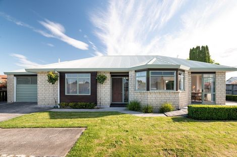 Photo of property in 52 Byron Street, Leamington, Cambridge, 3432