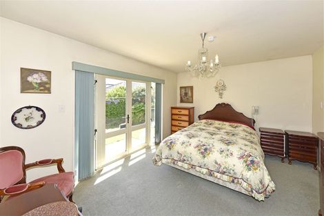 Photo of property in 22 Newnham Terrace, Upper Riccarton, Christchurch, 8041