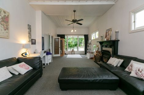 Photo of property in 702 Avenue Road West, Saint Leonards, Hastings, 4120