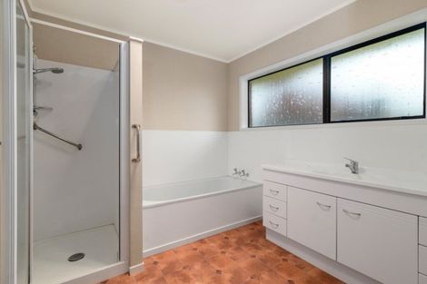 Photo of property in 5 Gwendoline Street, Glenholme, Rotorua, 3010