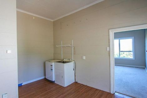 Photo of property in 32 Adderley Terrace, Ravensbourne, Dunedin, 9022