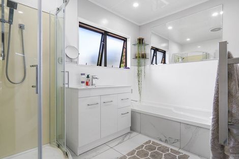 Photo of property in 12 Third Avenue, Avenues, Whangarei, 0110