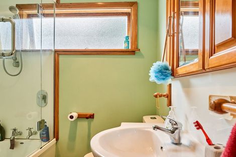 Photo of property in 9 Bledisloe Crescent, Wainuiomata, Lower Hutt, 5014