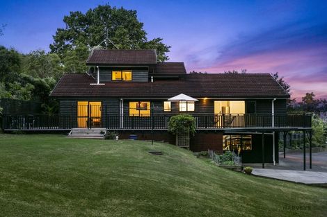 Photo of property in 12 Rimu Road, Oratia, Auckland, 0604