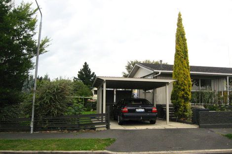Photo of property in 30 Estuary Crescent, Fairfield, Dunedin, 9018