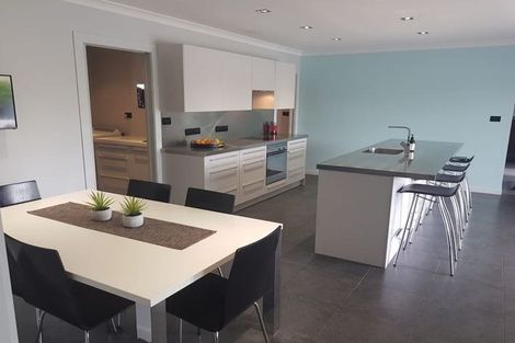 Photo of property in 1 Syrah Place, Greenmeadows, Napier, 4112