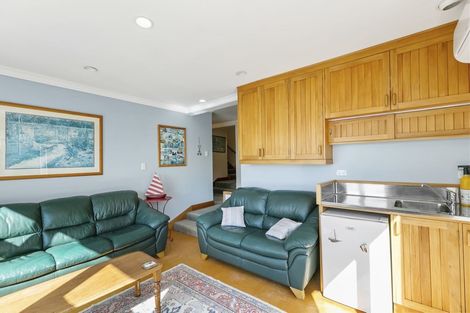 Photo of property in 14 Kio Road, Hataitai, Wellington, 6021