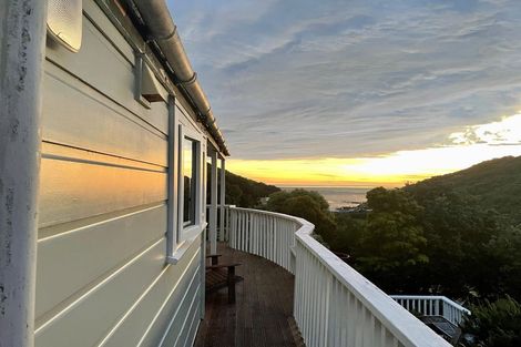 Photo of property in 143 Houghton Bay Road, Houghton Bay, Wellington, 6023